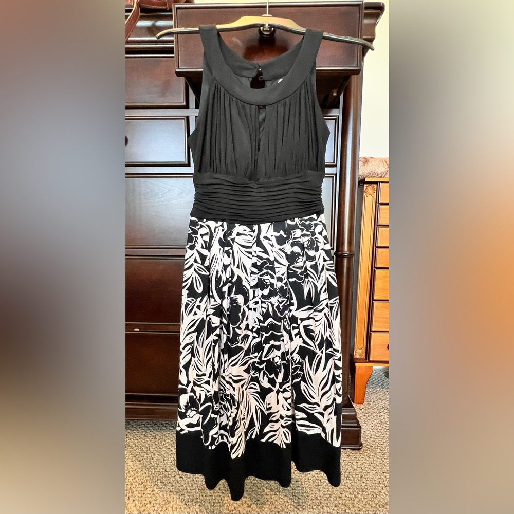 Sangria A-line dress sz 6